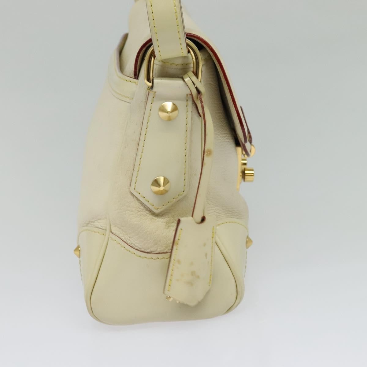 Louis Vuitton Suhali L'essentiel Leather White Leather Shoulder Bag Bag (Pre-Owned)