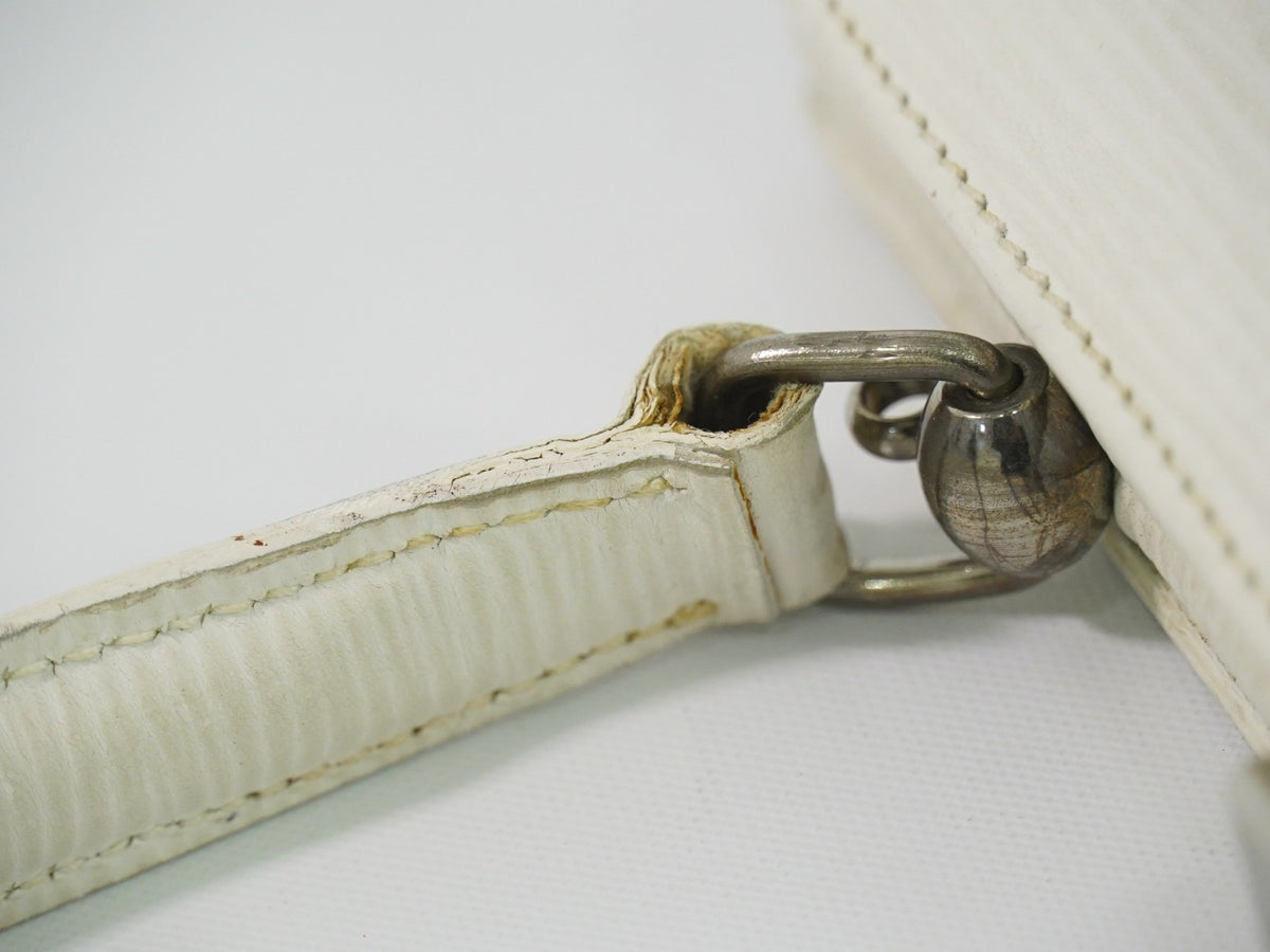 Fendi Vintage Handbag Leather White Leather Handbag (Pre-Owned)
