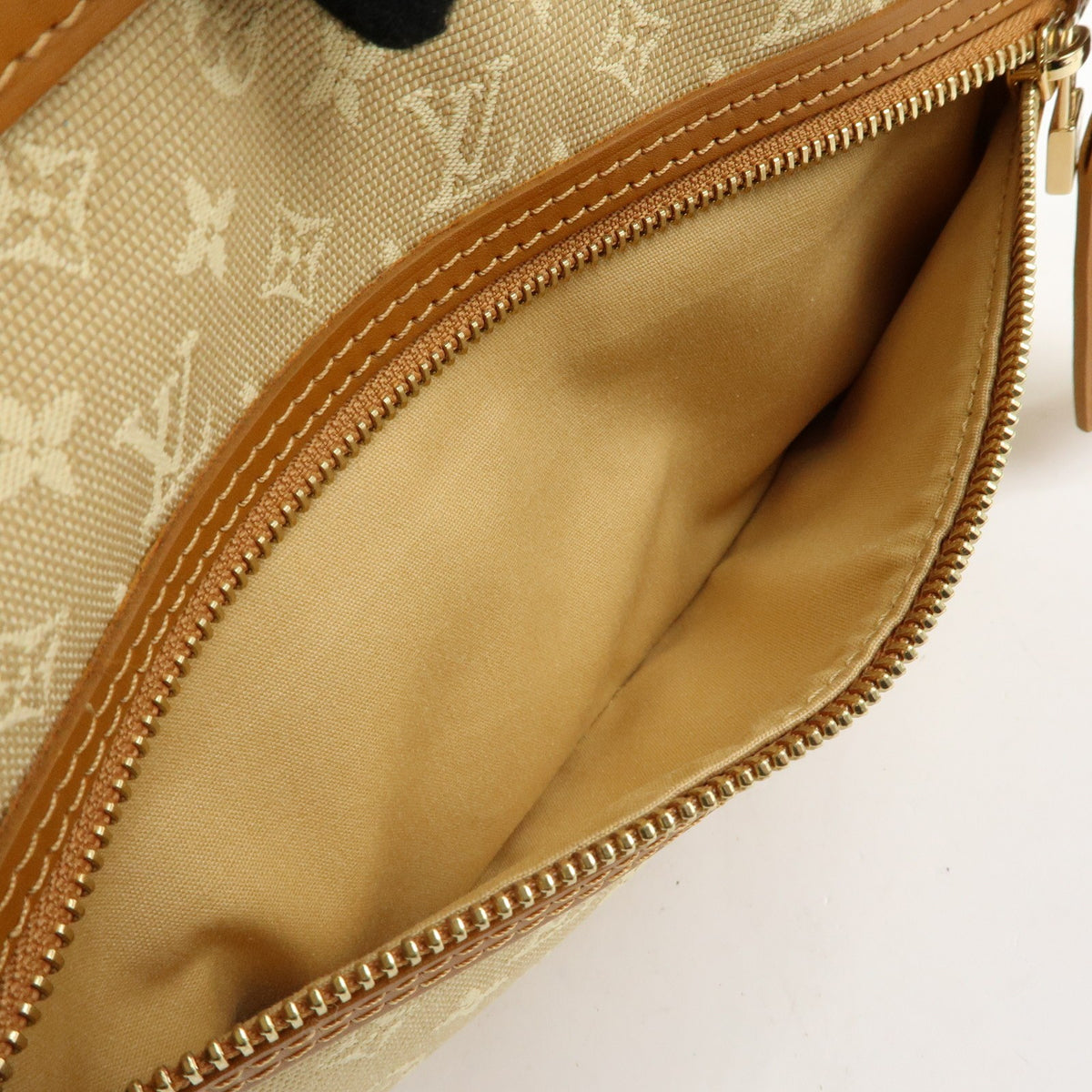 Louis Vuitton Lucille Mini Lin Beige Canvas Handbag (Pre-Owned)