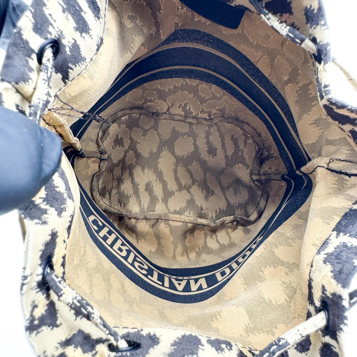 Christian Dior Logo Travel Drawstring Printed Fabric Beige Canvas Clutche & Pouche Bag (Pre-Owned)