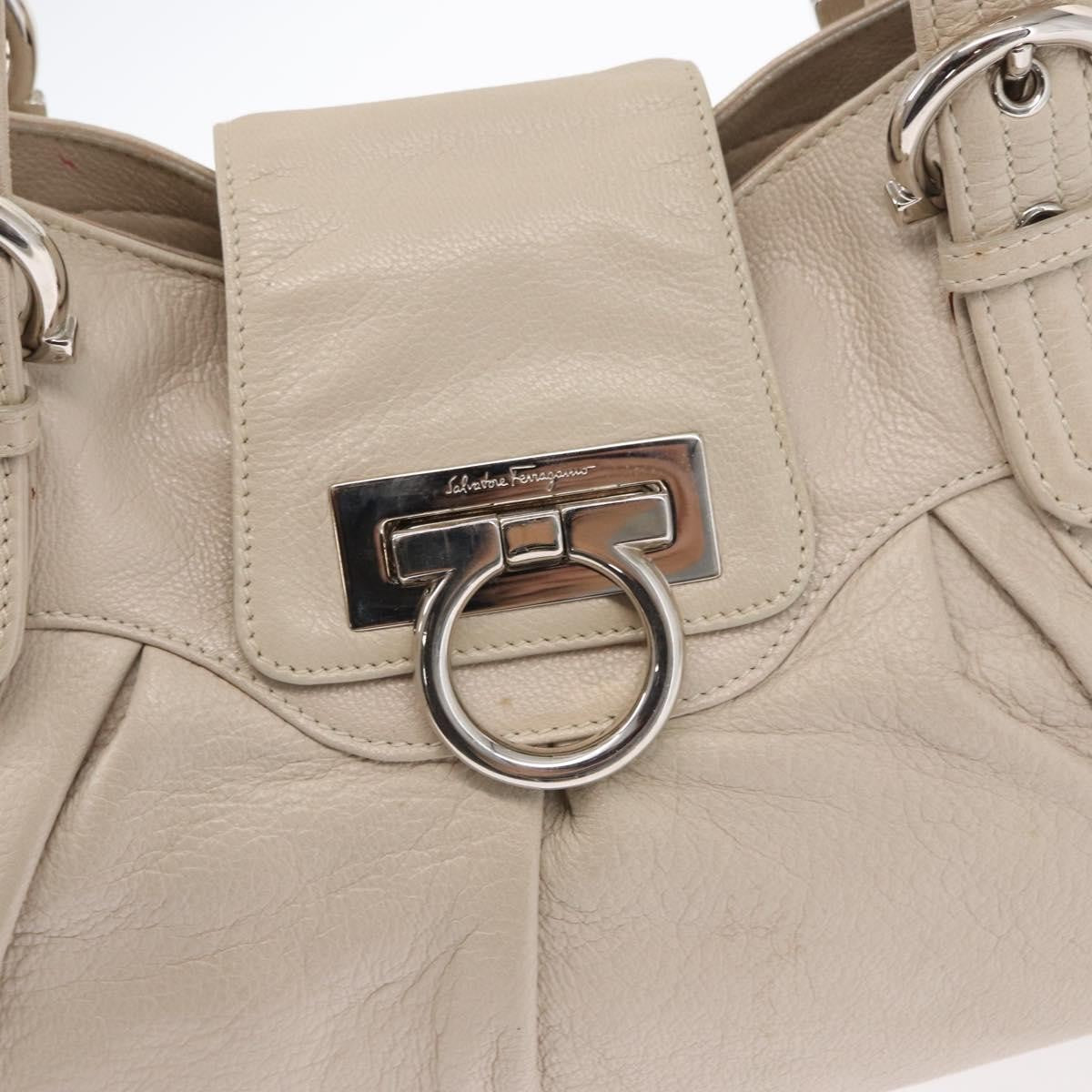 Salvatore Ferragamo Gancini Leather Silver Leather Shoulder Bag Bag (Pre-Owned)