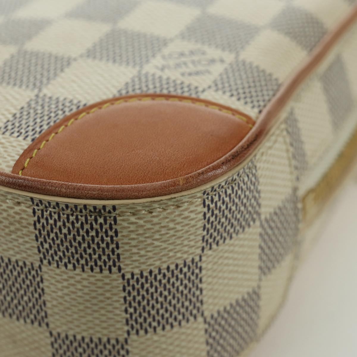 Louis Vuitton Neokapi Handag Damier Ebene Beige Canvas Clutche & Pouche Bag (Pre-Owned)