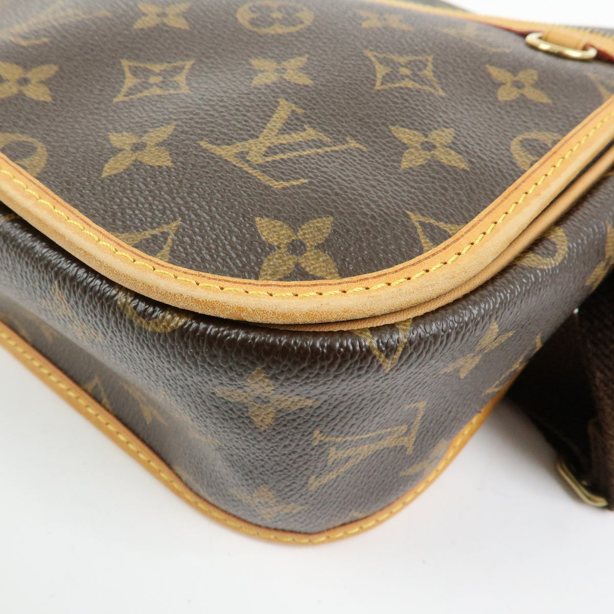 Louis Vuitton Bosphore Messenger Monogram Canvas Brown Canvas Handbag (Pre-Owned)