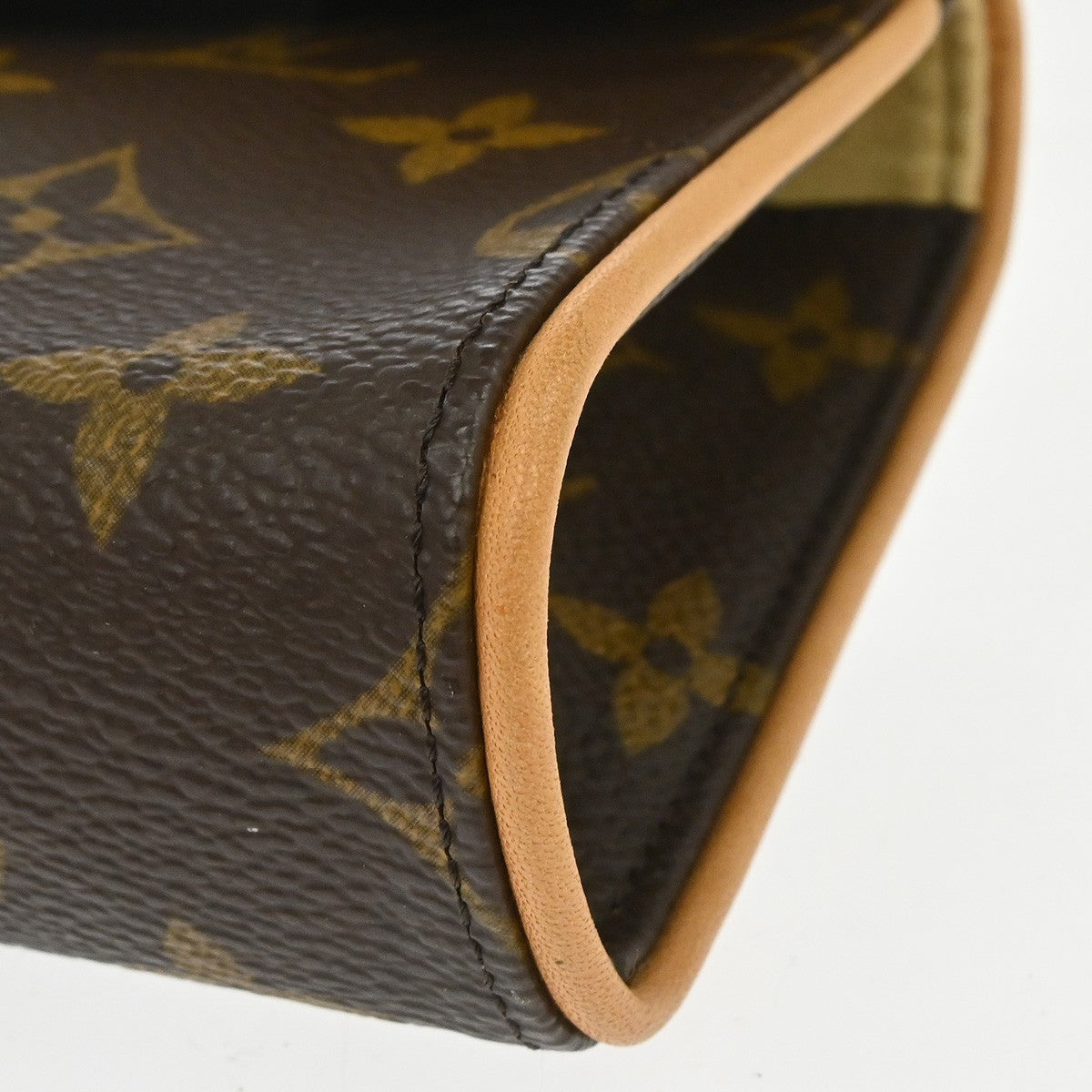 Louis Vuitton Florentine Waist Monogram Canvas Brown Canvas Clutche & Pouche Bag (Pre-Owned)