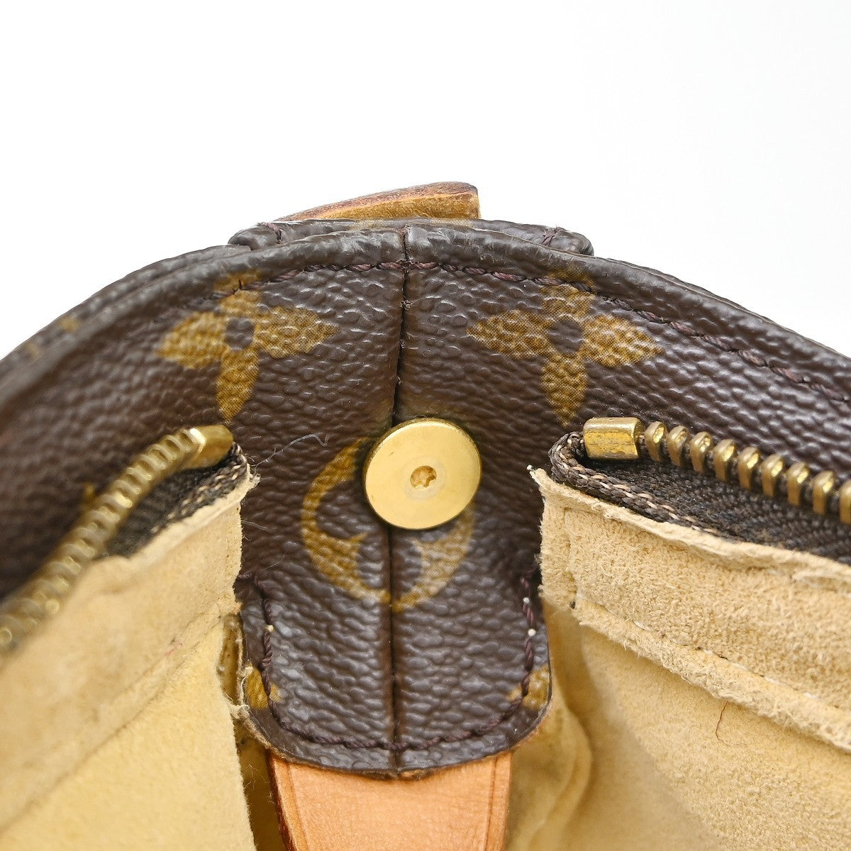 Louis Vuitton Monogram Looping Monogram Canvas Brown Canvas Shoulder Bag Bag (Pre-Owned)