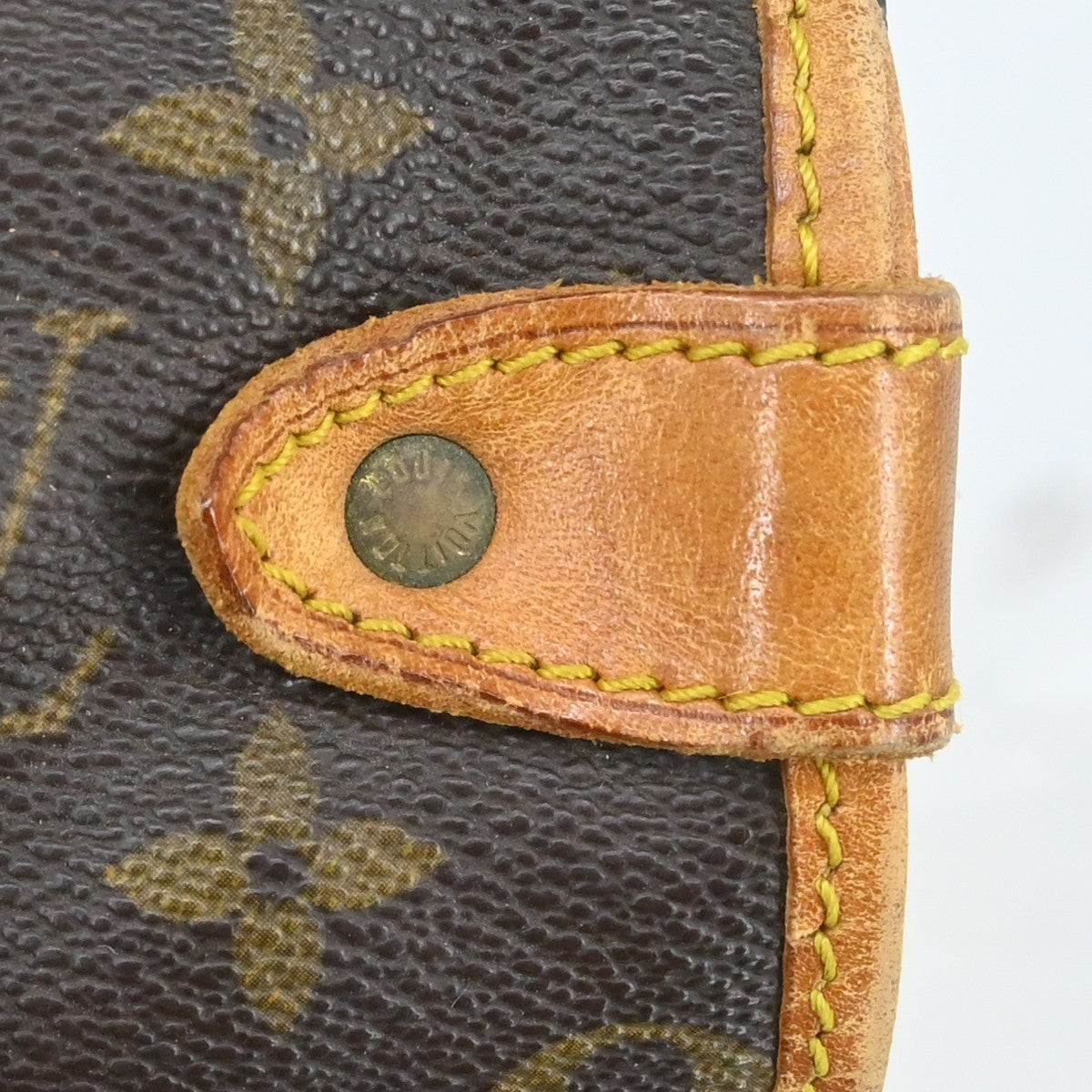 Louis Vuitton Saumur Monogram Brown Canvas Shoulder Bag Bag (Pre-Owned)