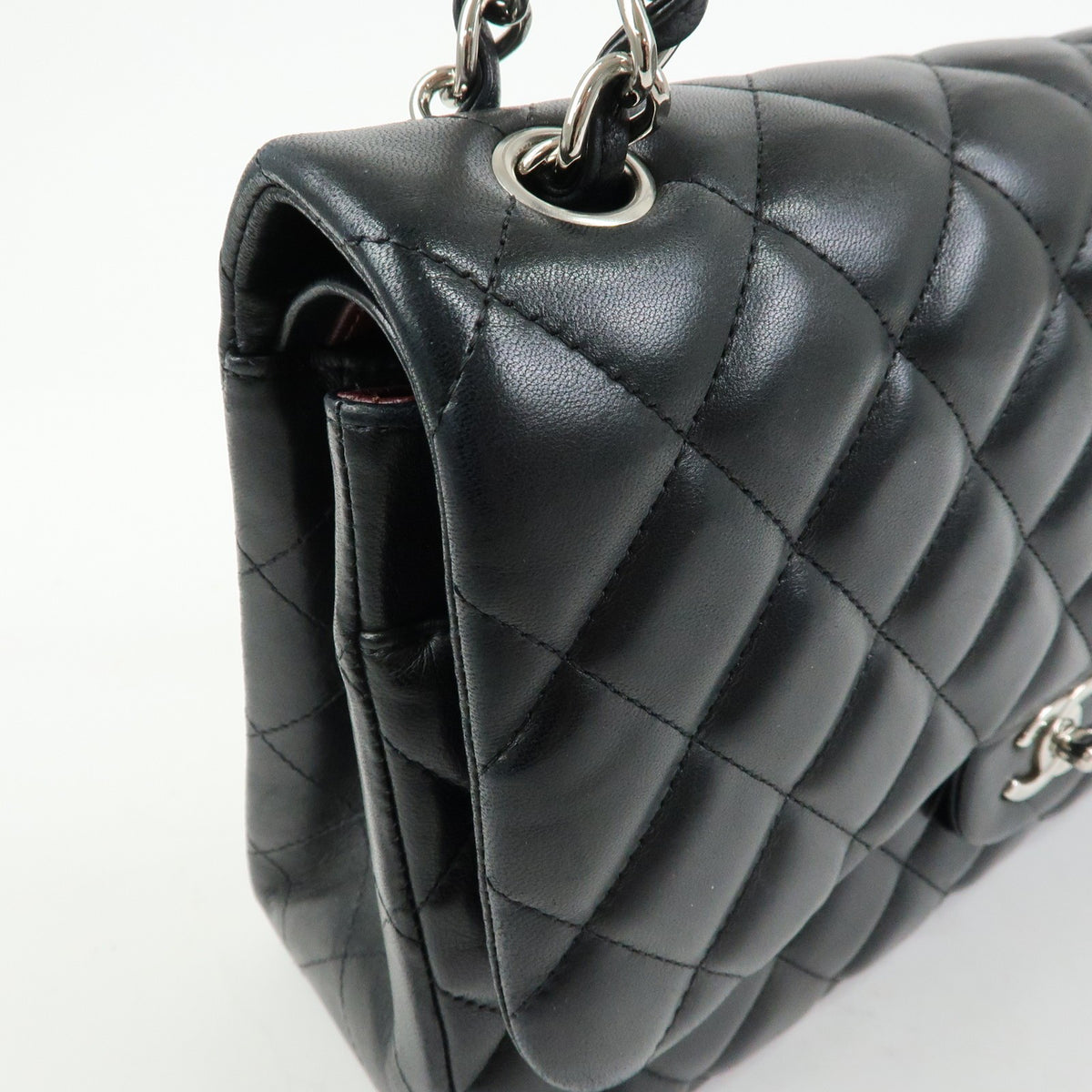 Chanel Classic Timeless Double Flap Quilted Lambskin Black Leather Handbag (Pre-Owned)