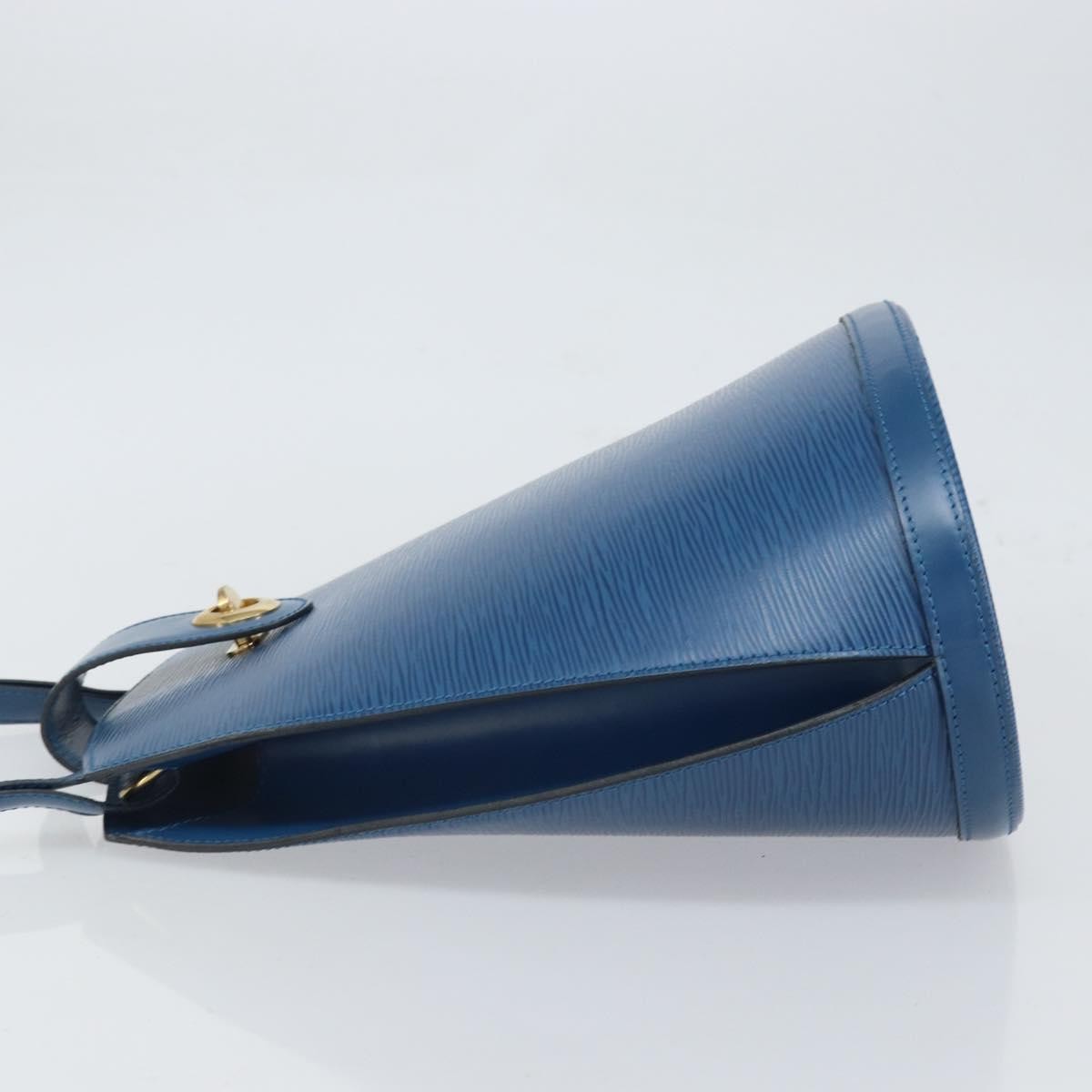 Louis Vuitton Cluny Epi Leather Blue Leather Shoulder Bag Bag (Pre-Owned)