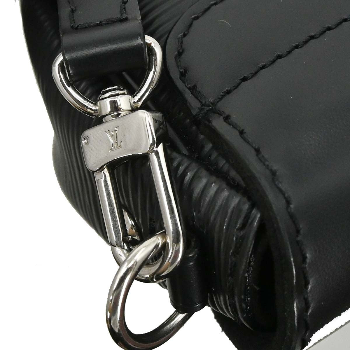 Louis Vuitton Montaigne Epi Black Leather Handbag (Pre-Owned)