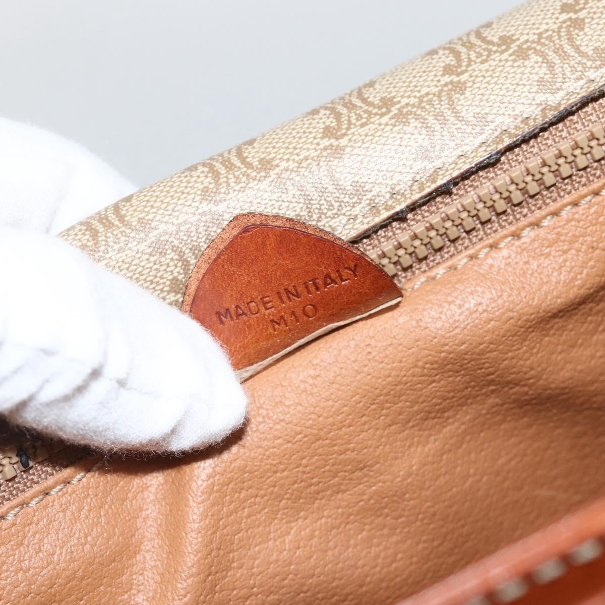 Celine Vintage Macadam Circle Logo Canvas And Leather Beige Canvas Shoulder Bag Bag (Pre-Owned)