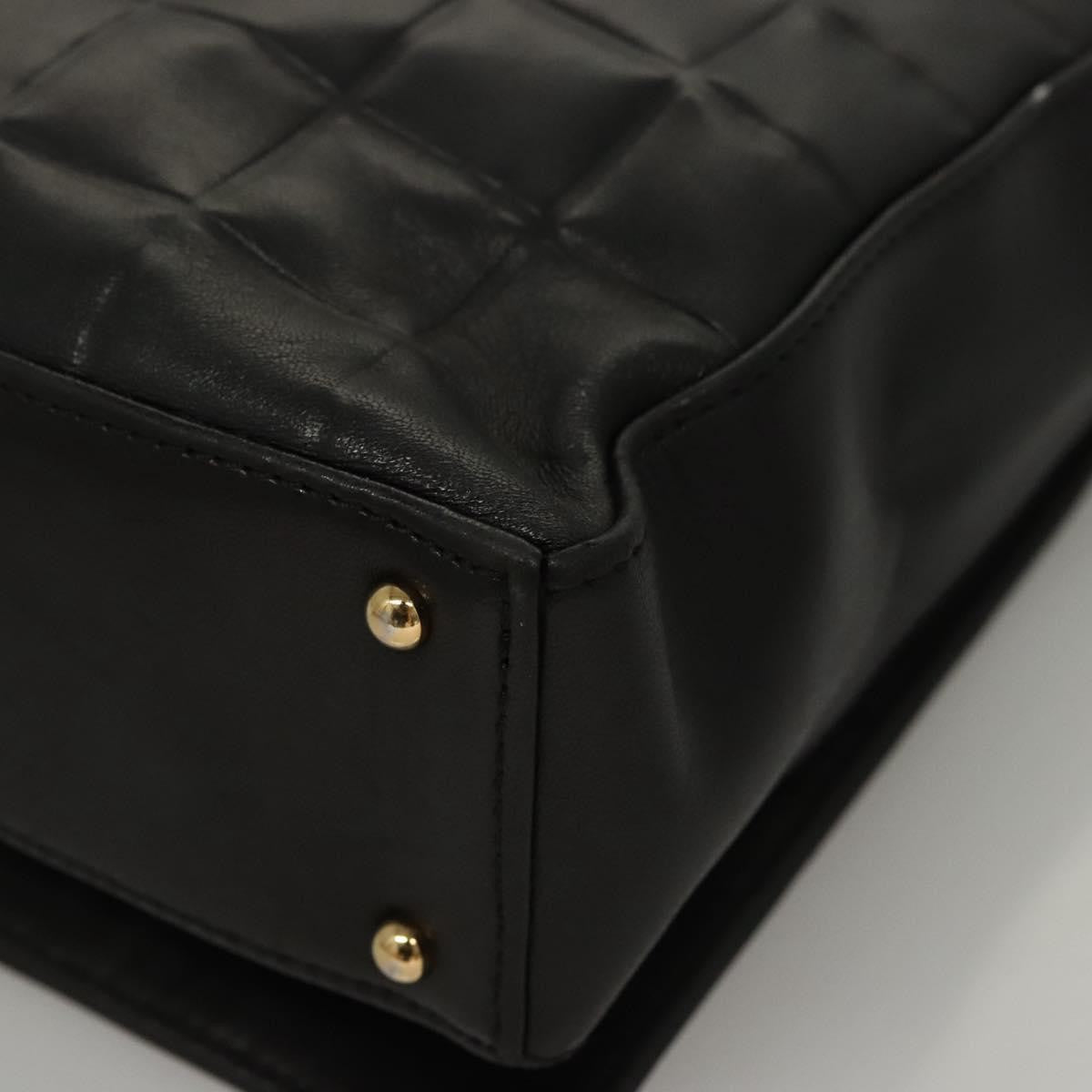 Chanel Chocolate Bar Cc Quilted Leather Black Leather Shoulder Bag Bag (Pre-Owned)