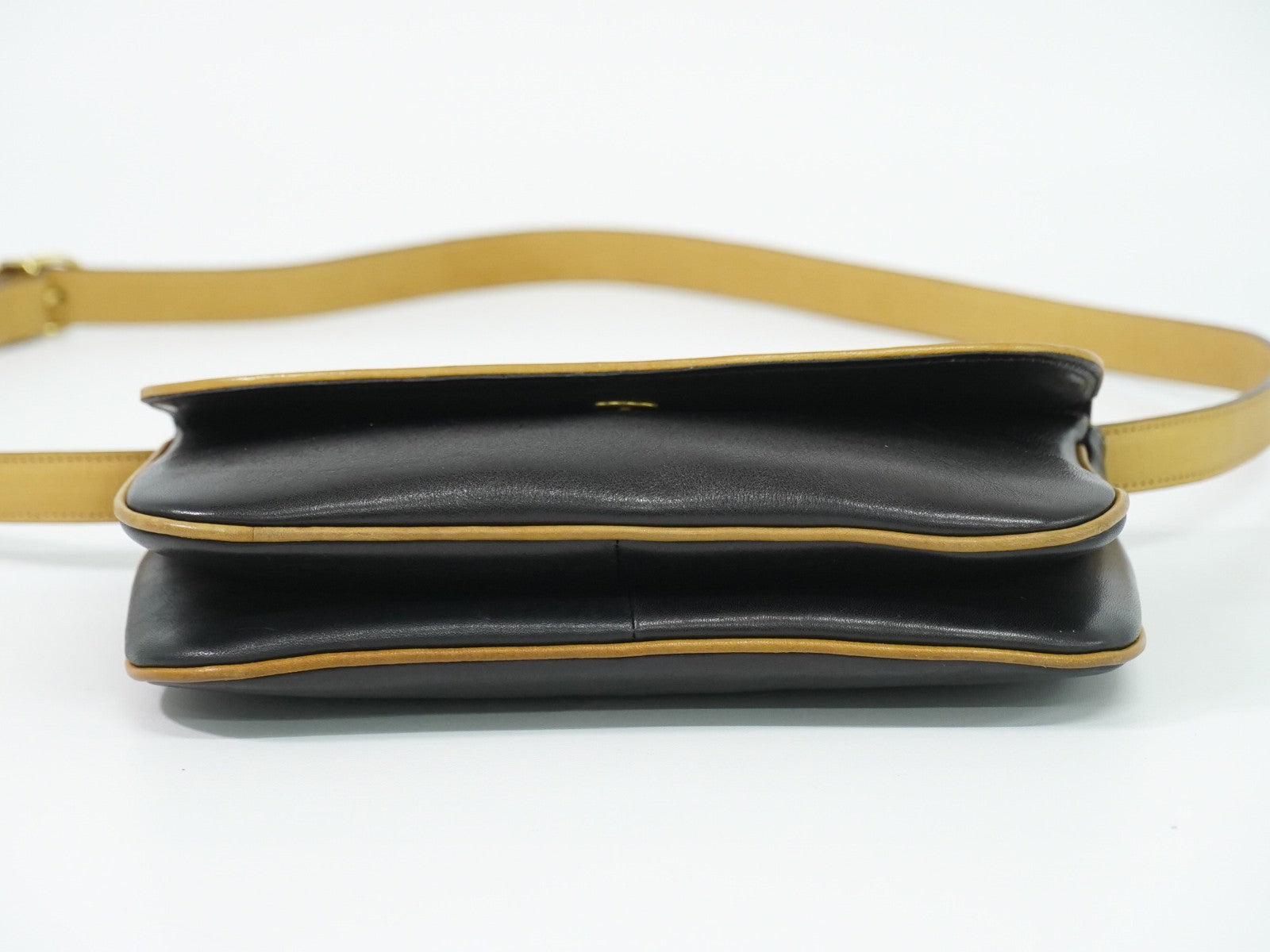 Celine Vintage Flap Leather Black Leather Shoulder Bag Bag (Pre-Owned)
