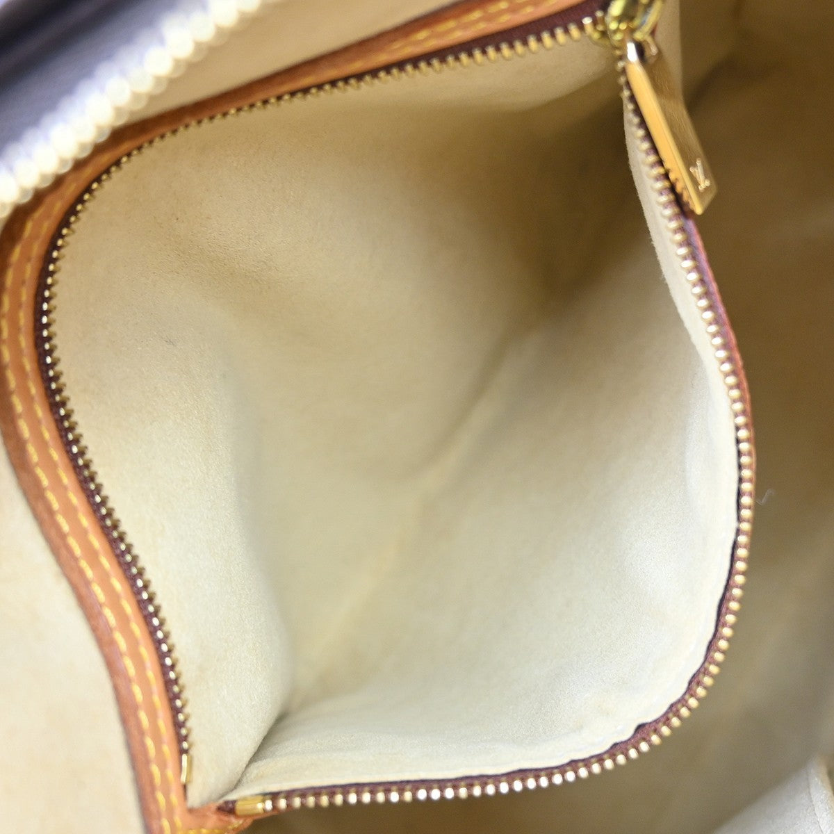 Louis Vuitton Looping Monogram Canvas Brown Canvas Handbag (Pre-Owned)