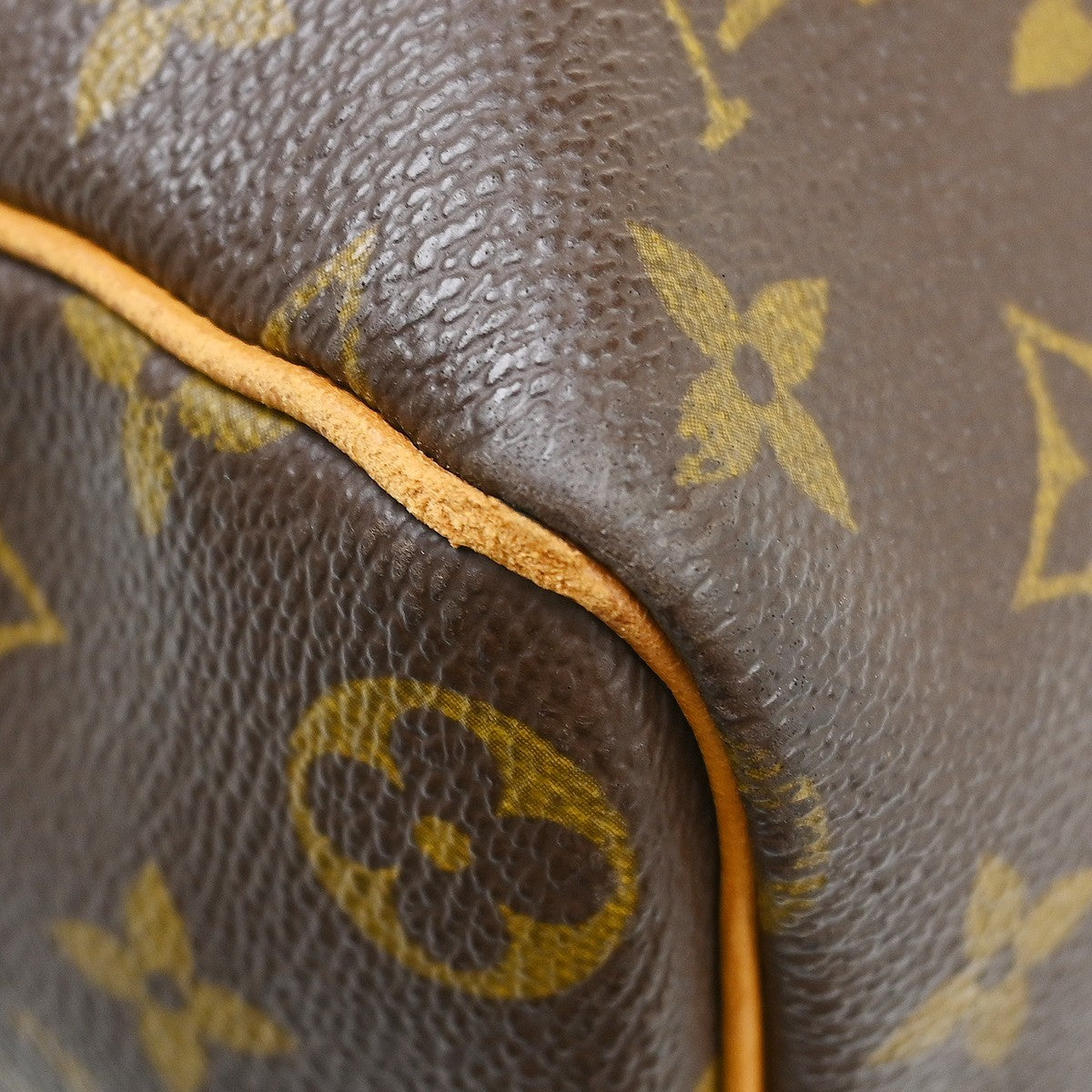Louis Vuitton Keepall Monogram Canvas Brown Canvas Travel Bag Bag (Pre-Owned)