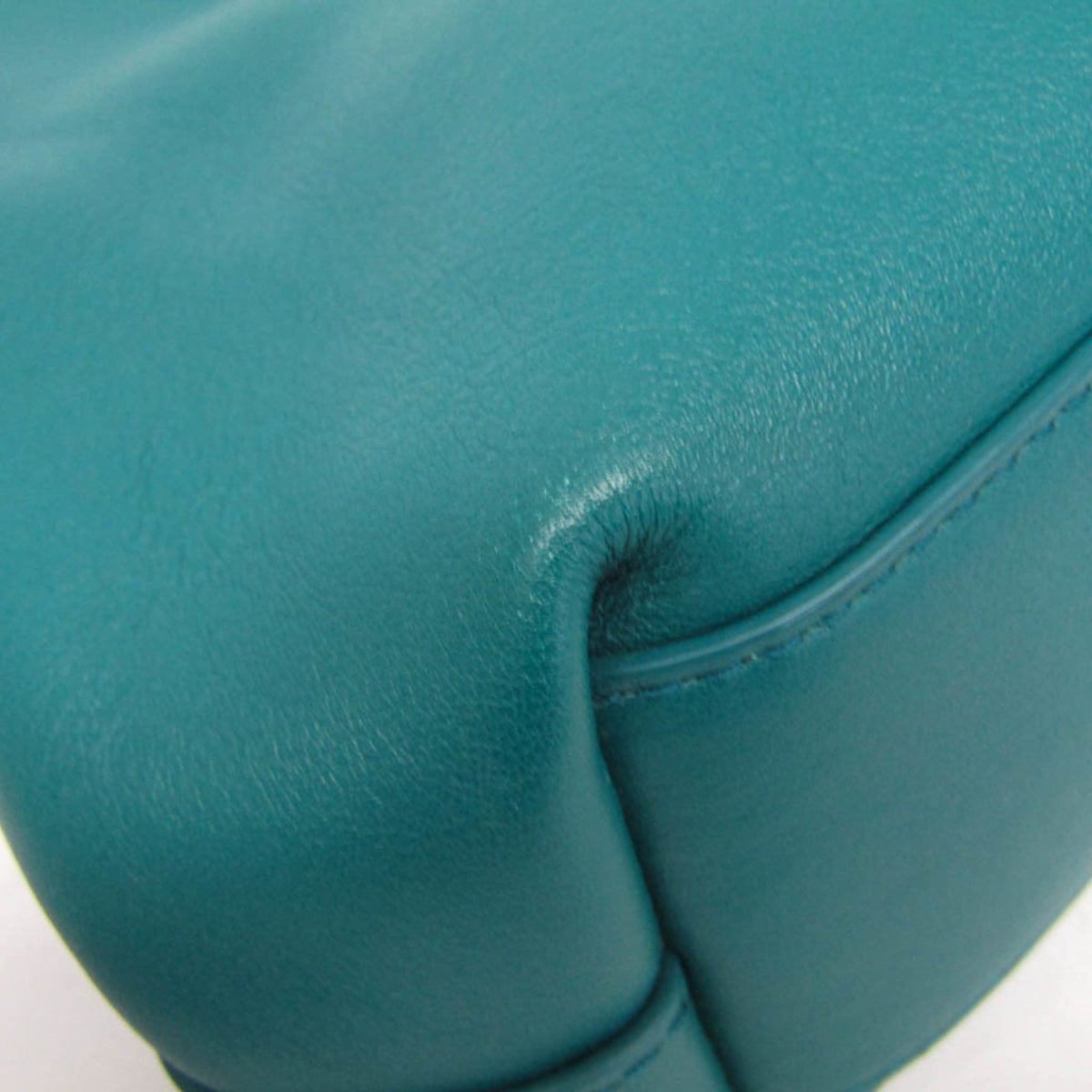 Bottega Veneta Point Leather Green Leather Shoulder Bag Bag (Pre-Owned)