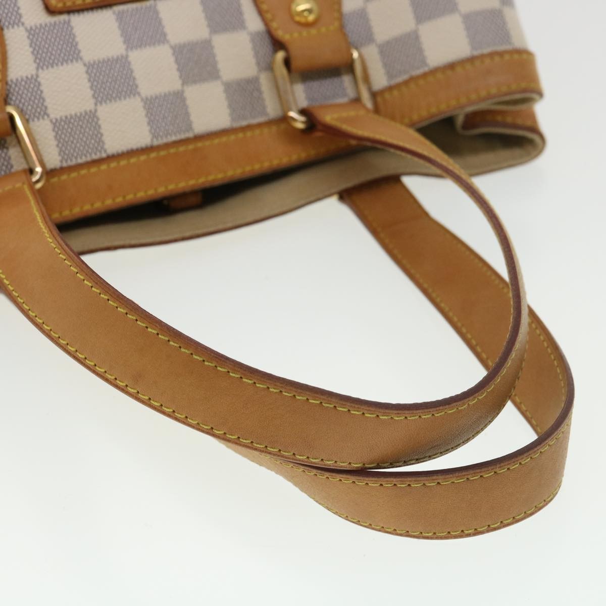 Louis Vuitton Hampstead Damier White Canvas Tote Bag Bag (Pre-Owned)