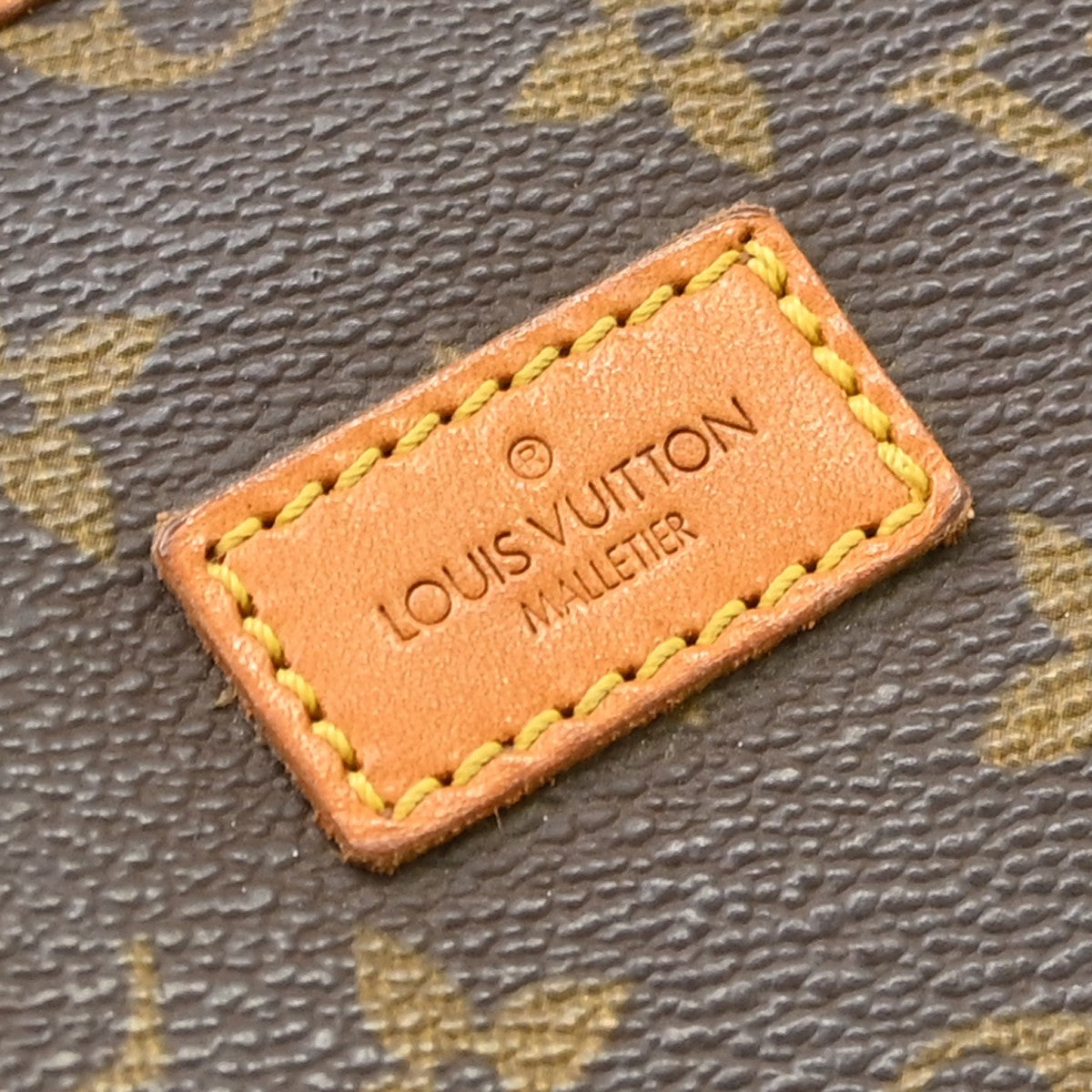 Louis Vuitton Saumur Monogram Brown Canvas Shoulder Bag Bag (Pre-Owned)