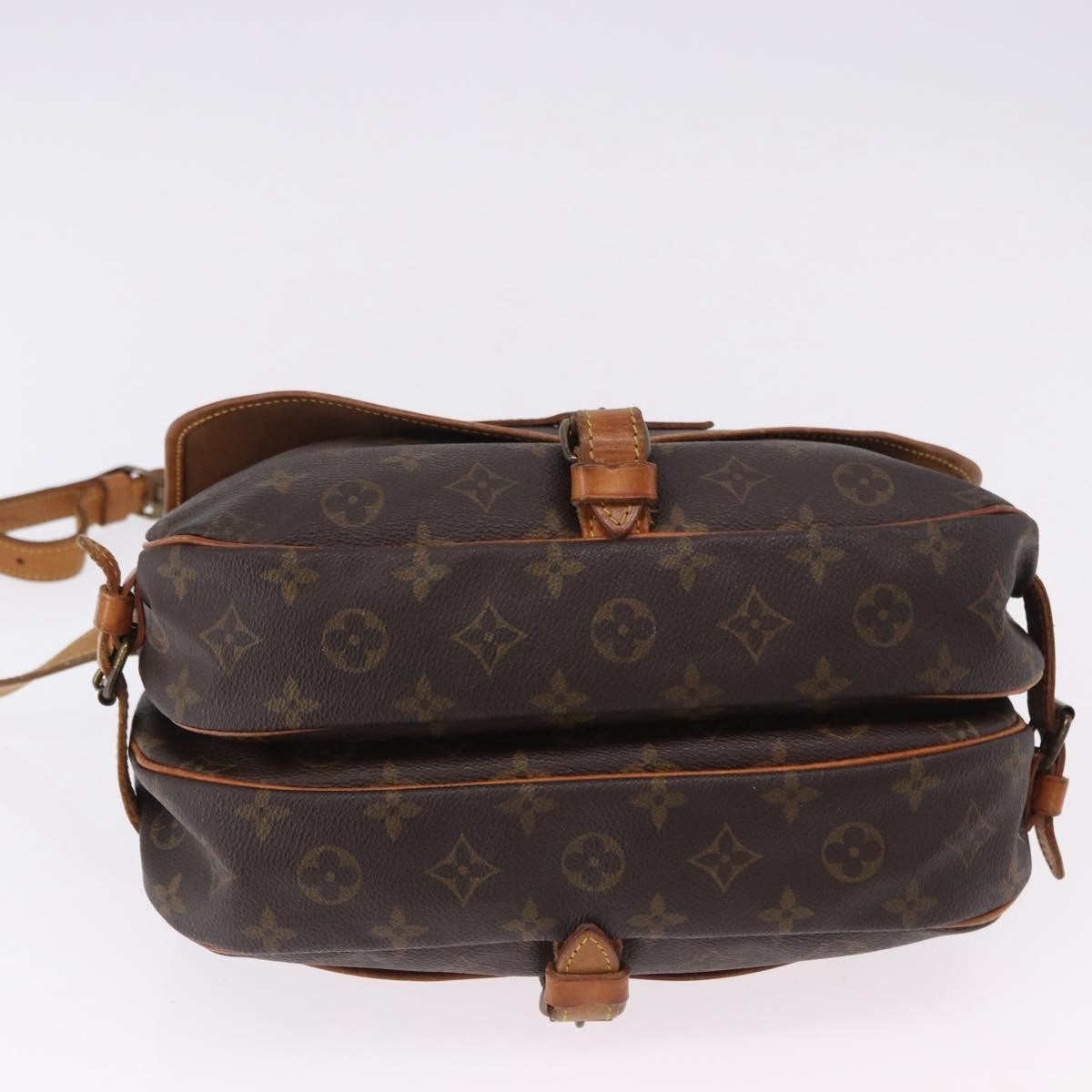 Louis Vuitton Saumur Canvas Brown Canvas Shoulder Bag Bag (Pre-Owned)