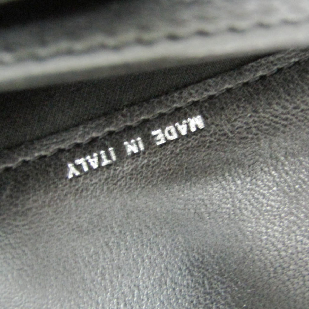 Chanel Lucky Symbols Yen Embossed Quilted Patent Black Leather Wallets Accessory (Pre-Owned)