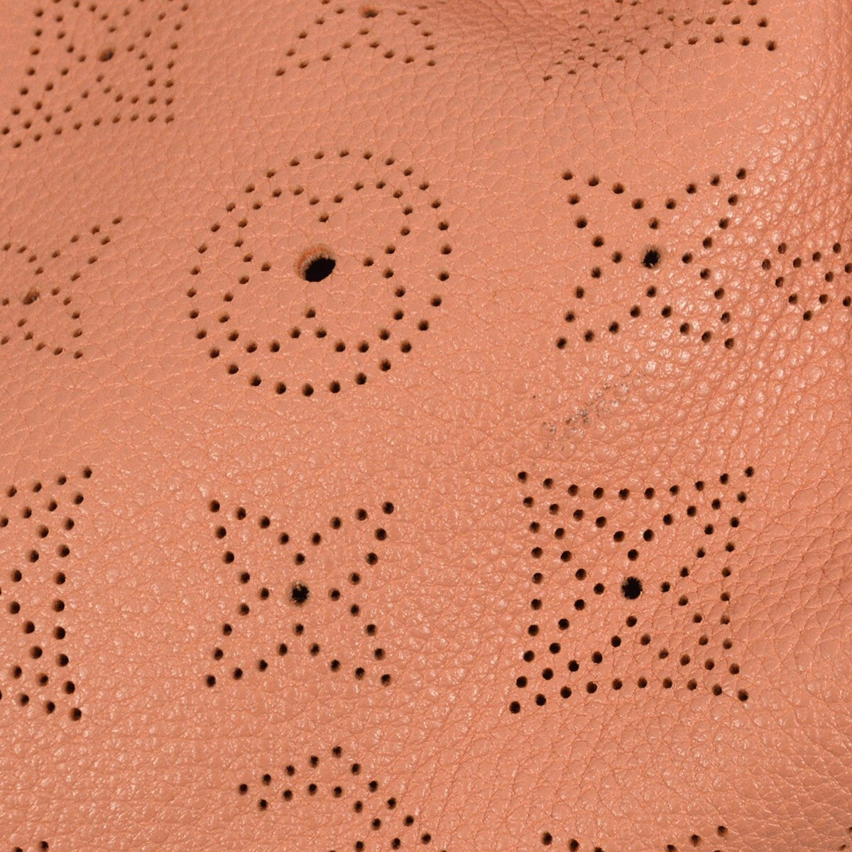 Louis Vuitton Selene Mahina Leather Pink Leather Shoulder Bag Bag (Pre-Owned)
