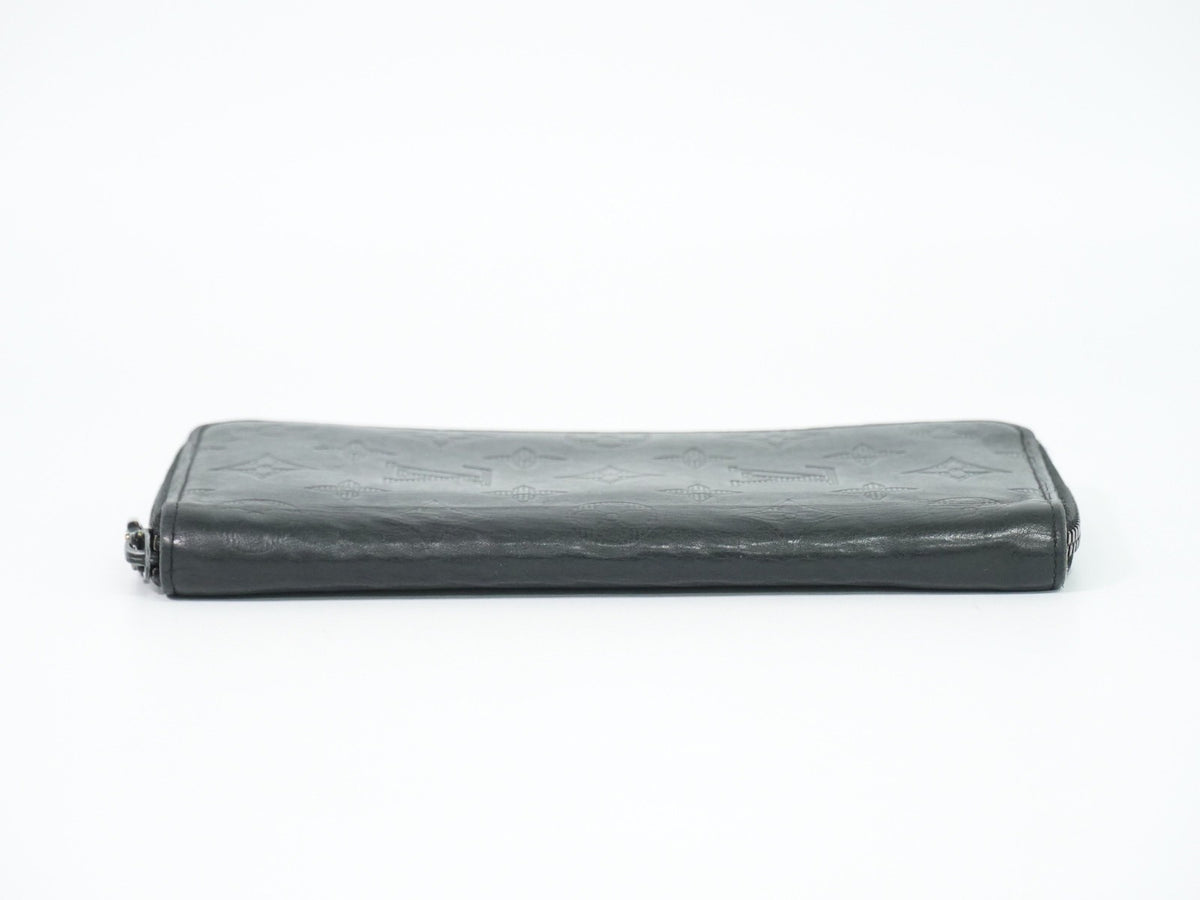 Louis Vuitton Zippy Monogram Shadow Leather Black Leather Wallets Accessory (Pre-Owned)