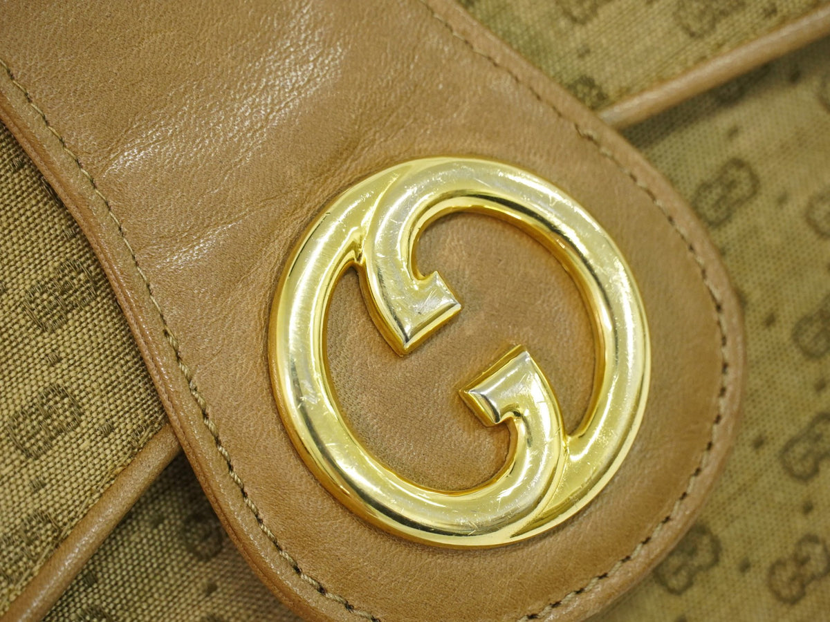 Gucci Shoulder Canvas Beige Canvas Shoulder Bag Bag (Pre-Owned)