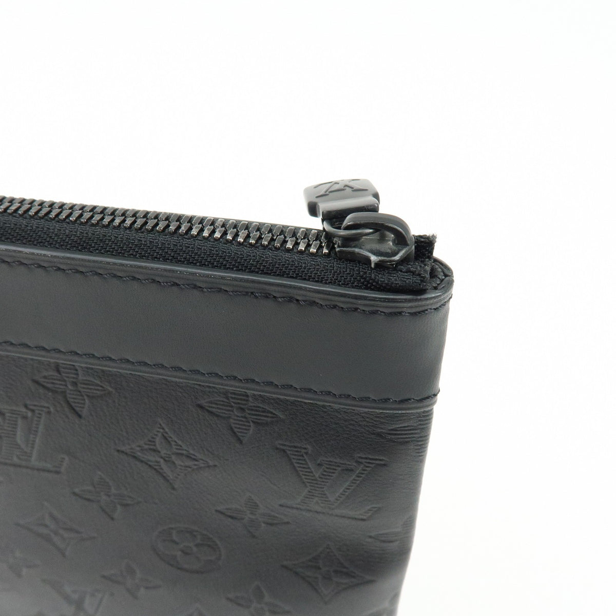 Louis Vuitton Discovery Pochette Monogram Shadow Leather Black Leather Clutche & Pouche Bag (Pre-Owned)