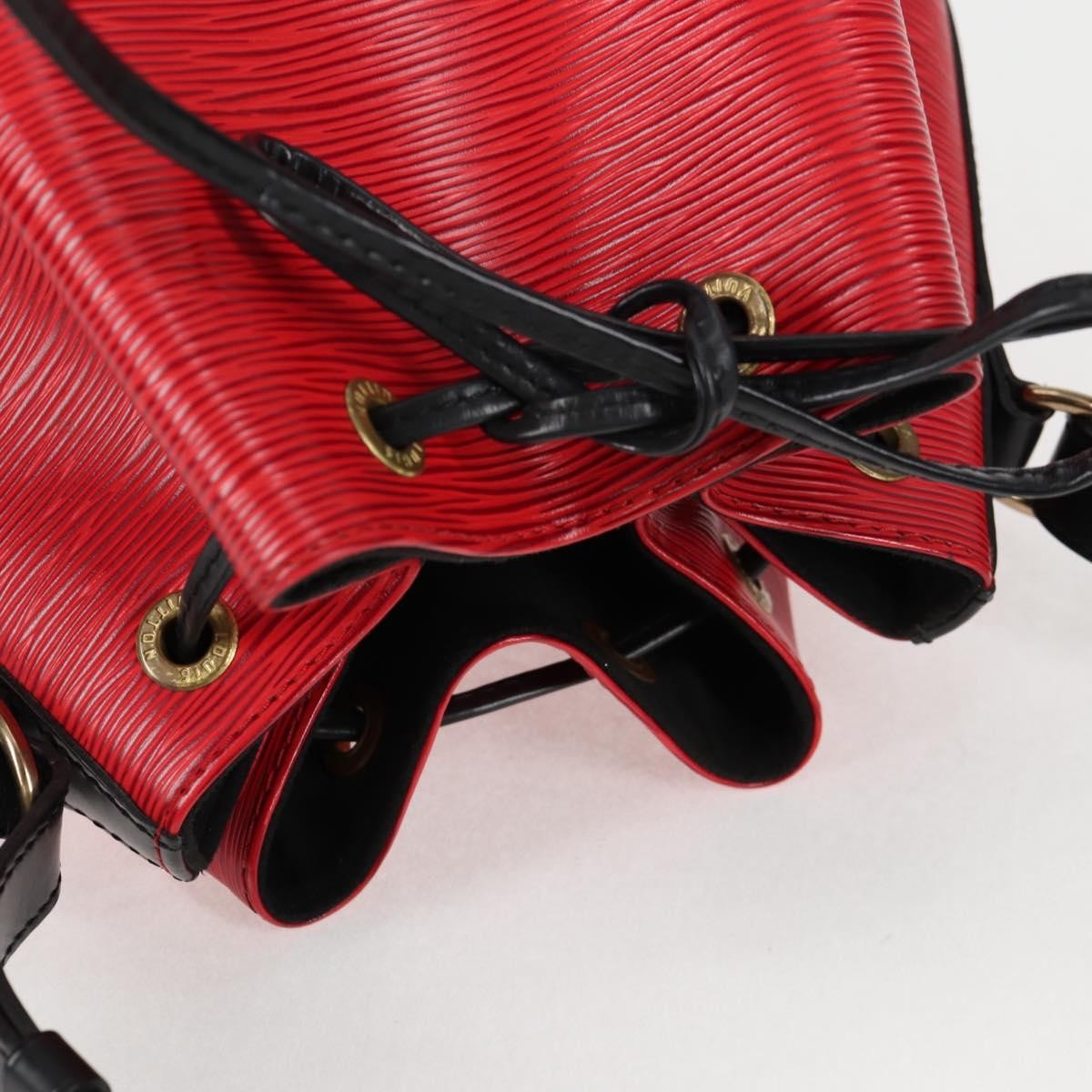 Louis Vuitton Bicolor Petit Noe Epi Leather Red Leather Handbag (Pre-Owned)