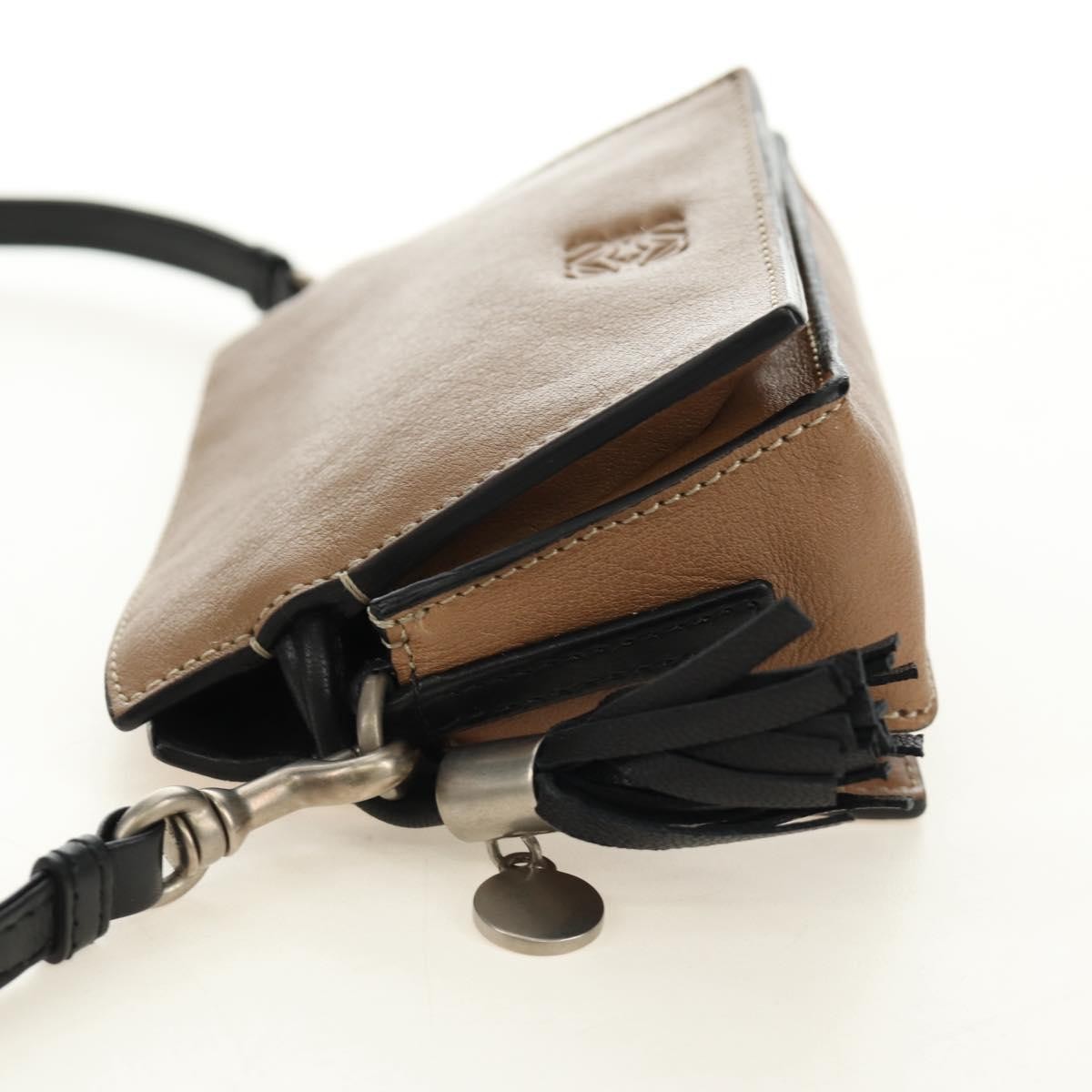 Loewe Shoulder Bag Leather Brown Leather Shoulder Bag Bag (Pre-Owned)