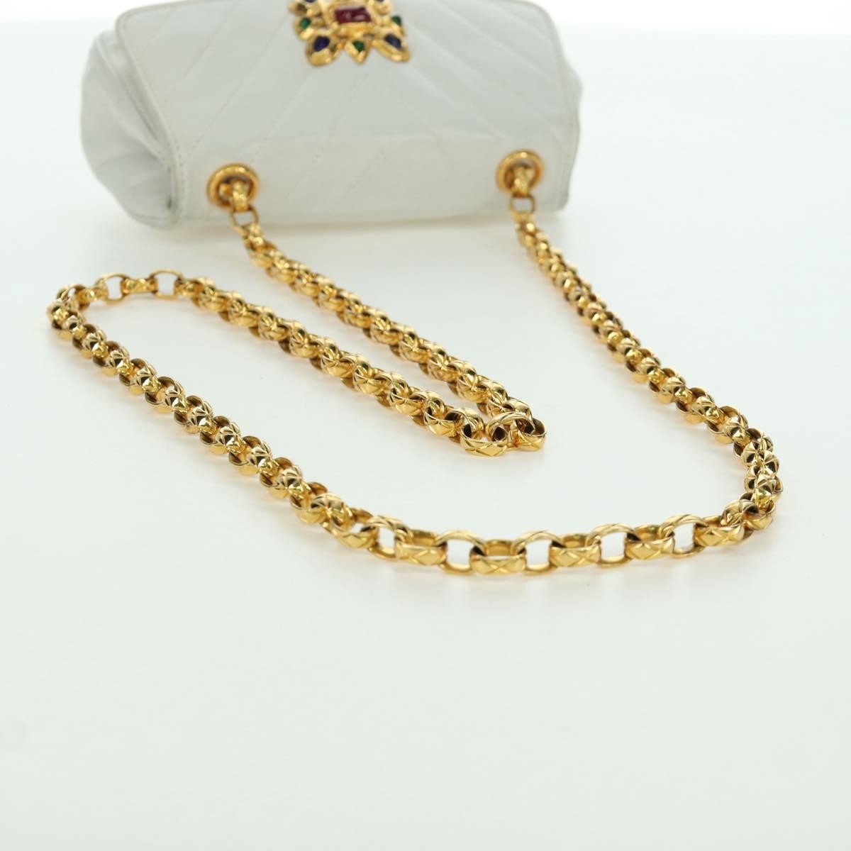 Chanel Vintage Gripoix Flap Leather White Leather Shoulder Bag Bag (Pre-Owned)