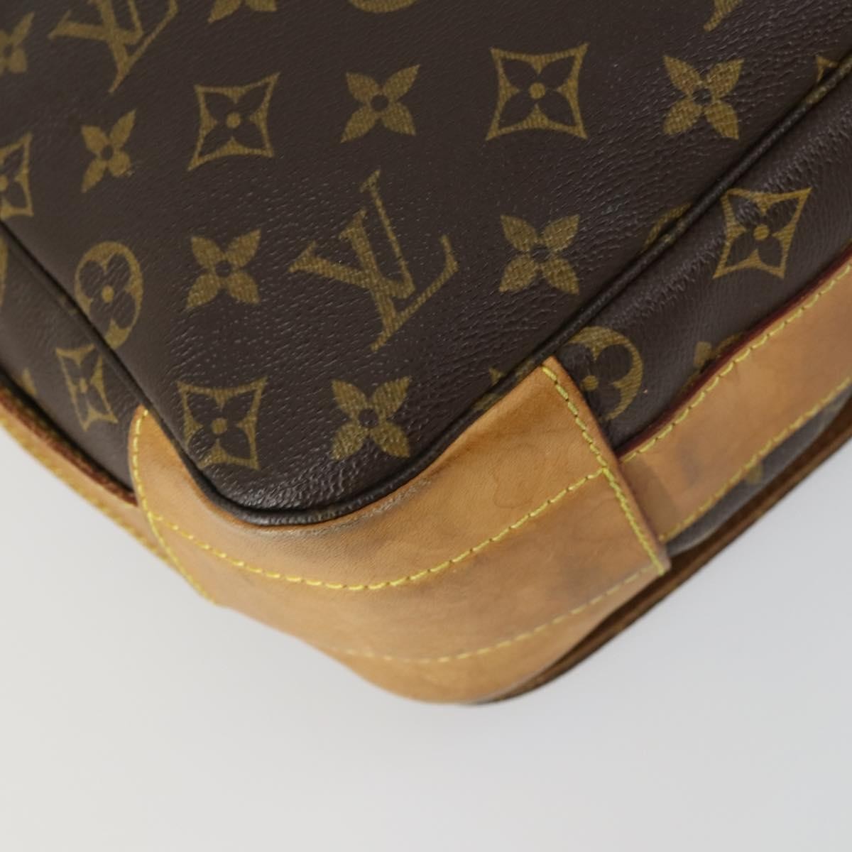 Louis Vuitton Abbesses Messenger Monogram Canvas Brown Canvas Shoulder Bag Bag (Pre-Owned)