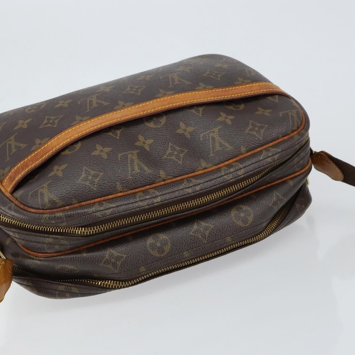 Louis Vuitton Reporter Monogram Canvas Brown Canvas Shoulder Bag Bag (Pre-Owned)