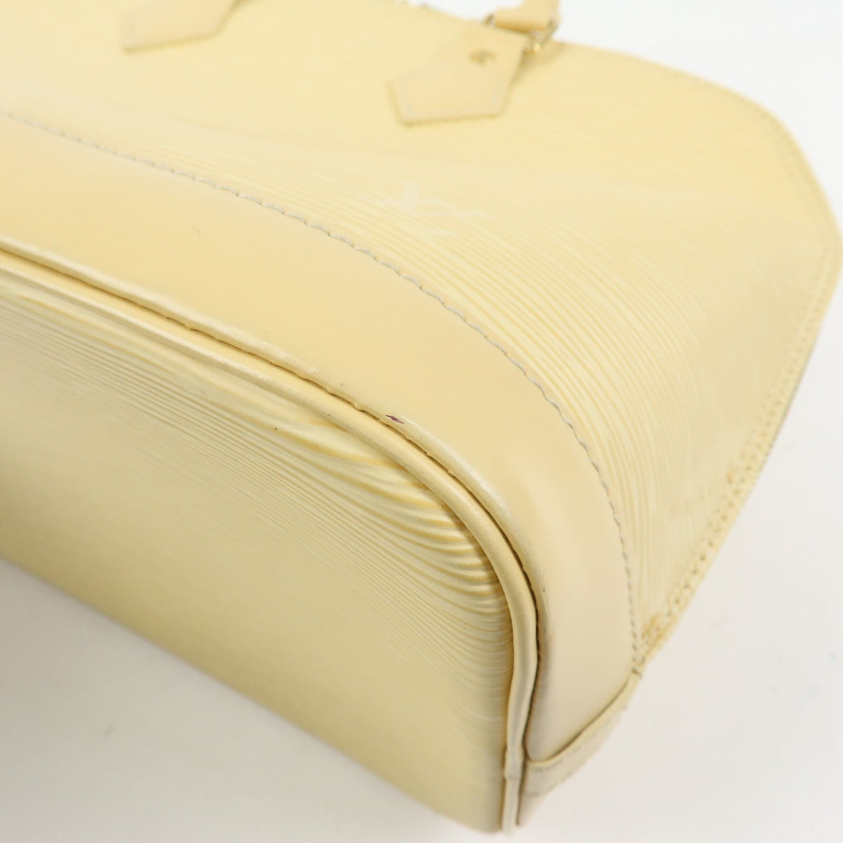 Louis Vuitton Alma Epi Leather Yellow Leather Handbag (Pre-Owned)