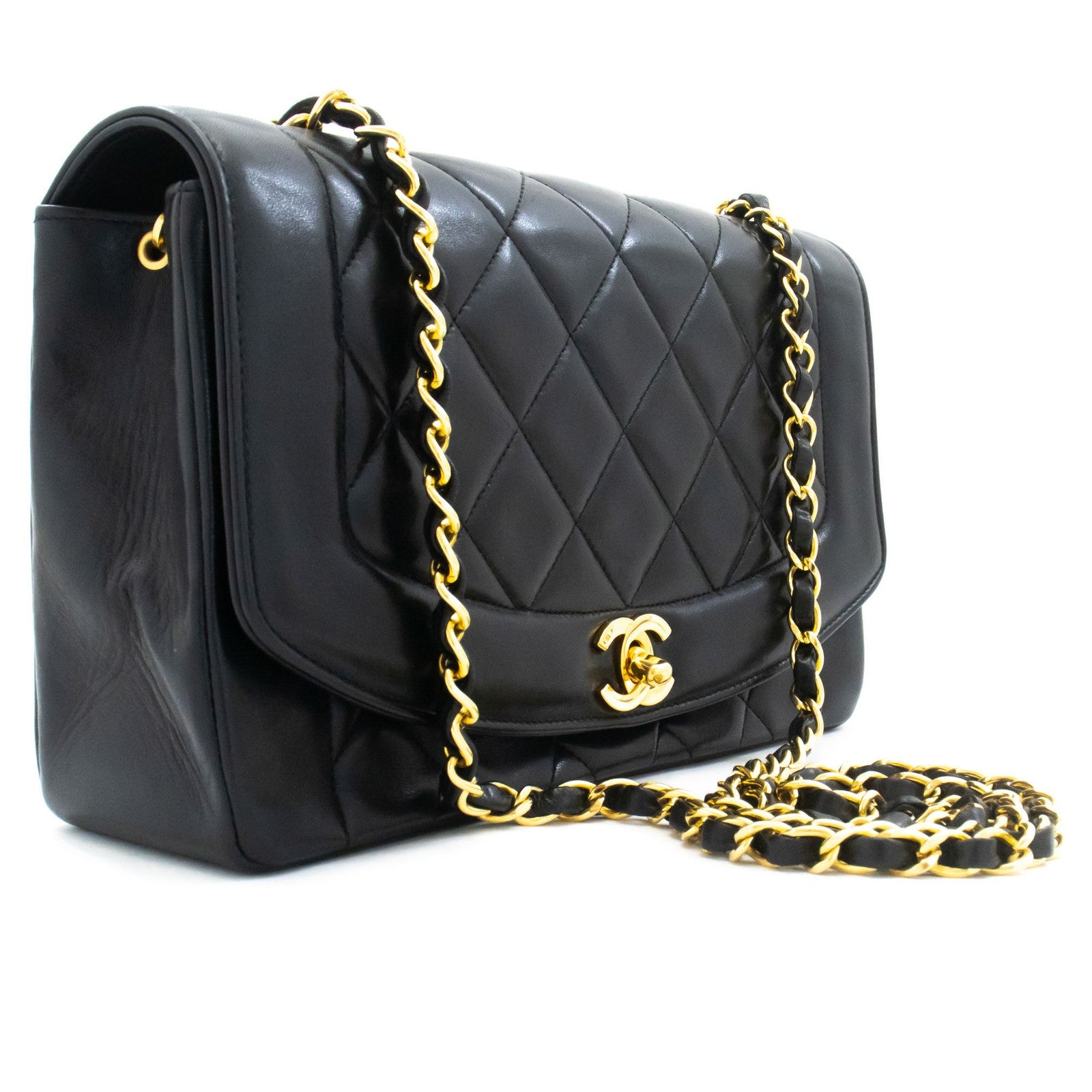 Chanel Vintage Chain Curved Flap Quilted Leather Black Leather Shoulder Bag Bag (Pre-Owned)