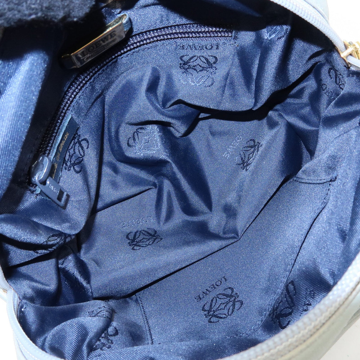 Loewe Anagram Leather Blue Leather Tote Bag Bag (Pre-Owned)