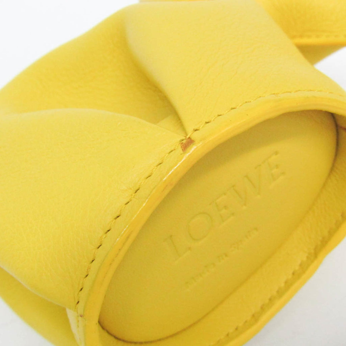 Loewe Elephant Coin Purse Leather Yellow Leather Clutche & Pouche Bag (Pre-Owned)