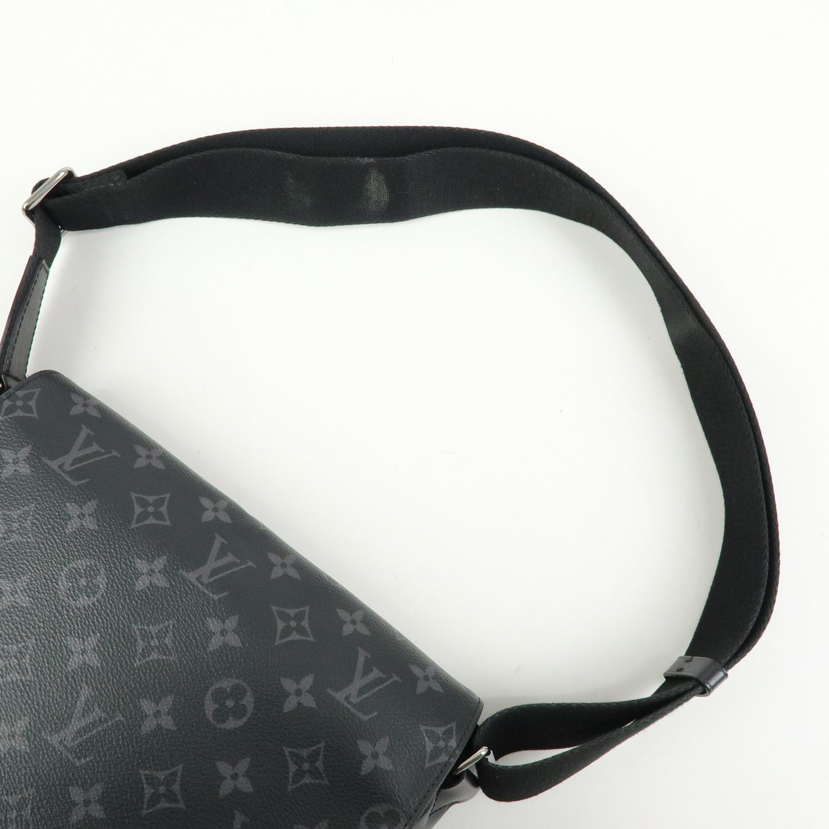Louis Vuitton District Messenger Monogram Eclipse Canvas Gray Canvas Handbag (Pre-Owned)