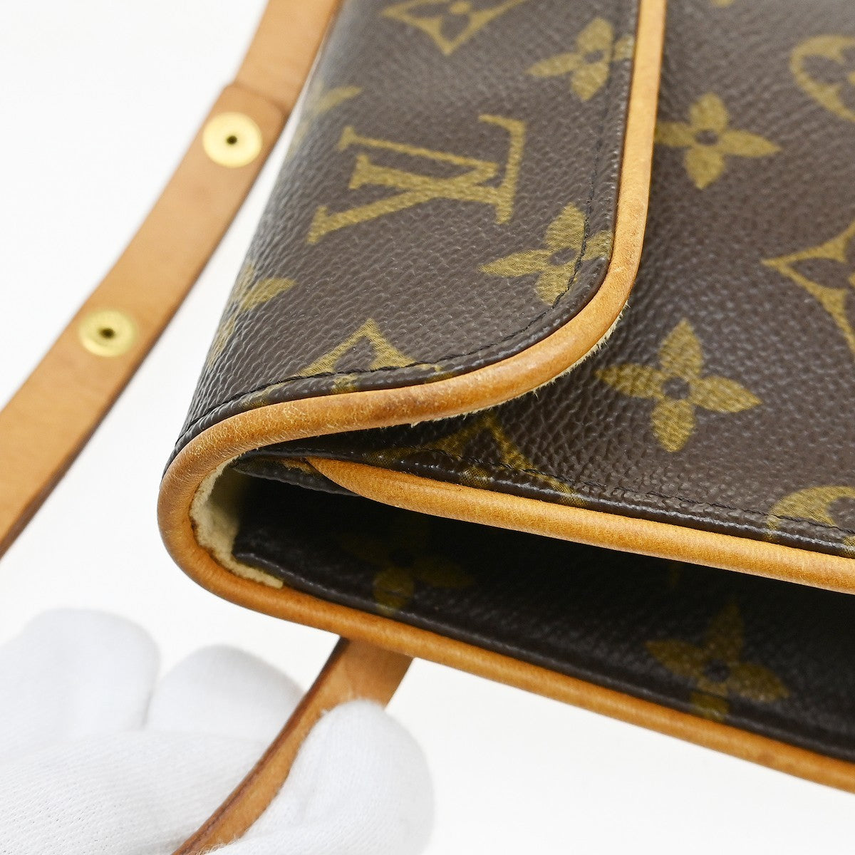 Louis Vuitton Florentine Waist Monogram Canvas Brown Canvas Clutche & Pouche Bag (Pre-Owned)