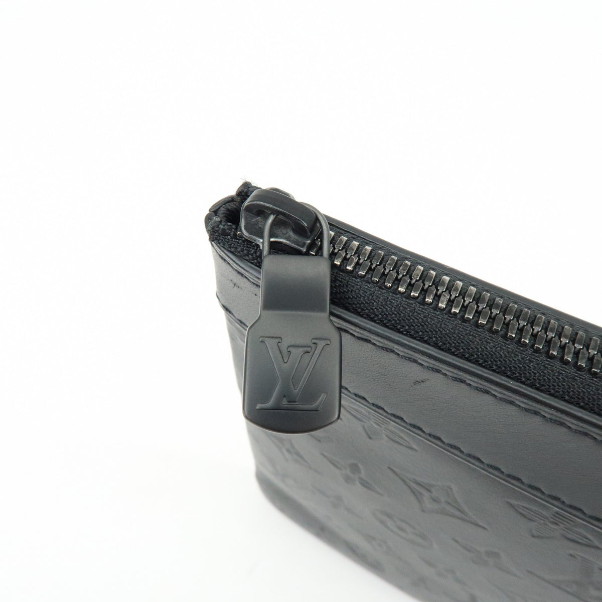 Louis Vuitton Discovery Pochette Monogram Shadow Leather Black Leather Clutche & Pouche Bag (Pre-Owned)