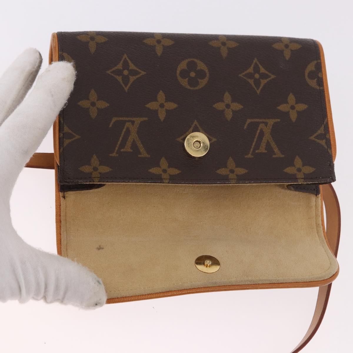 Louis Vuitton Florentine Waist Monogram Canvas Brown Canvas Clutche & Pouche Bag (Pre-Owned)
