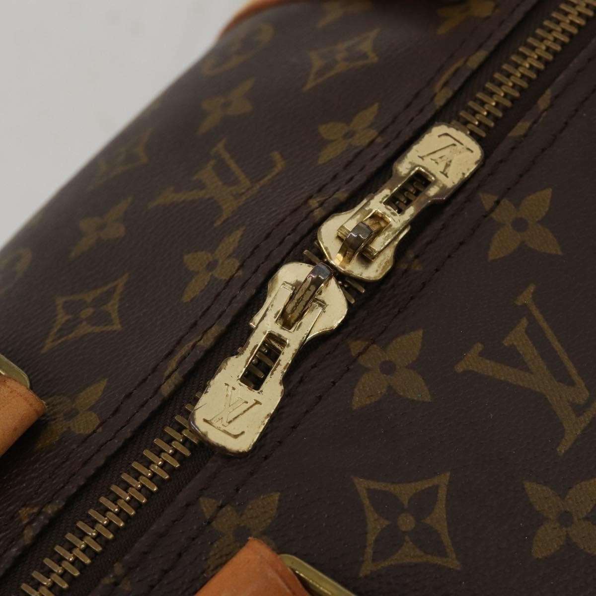 Louis Vuitton Keepall Bandoulière Monogram Brown Canvas Travel Bag Bag (Pre-Owned)