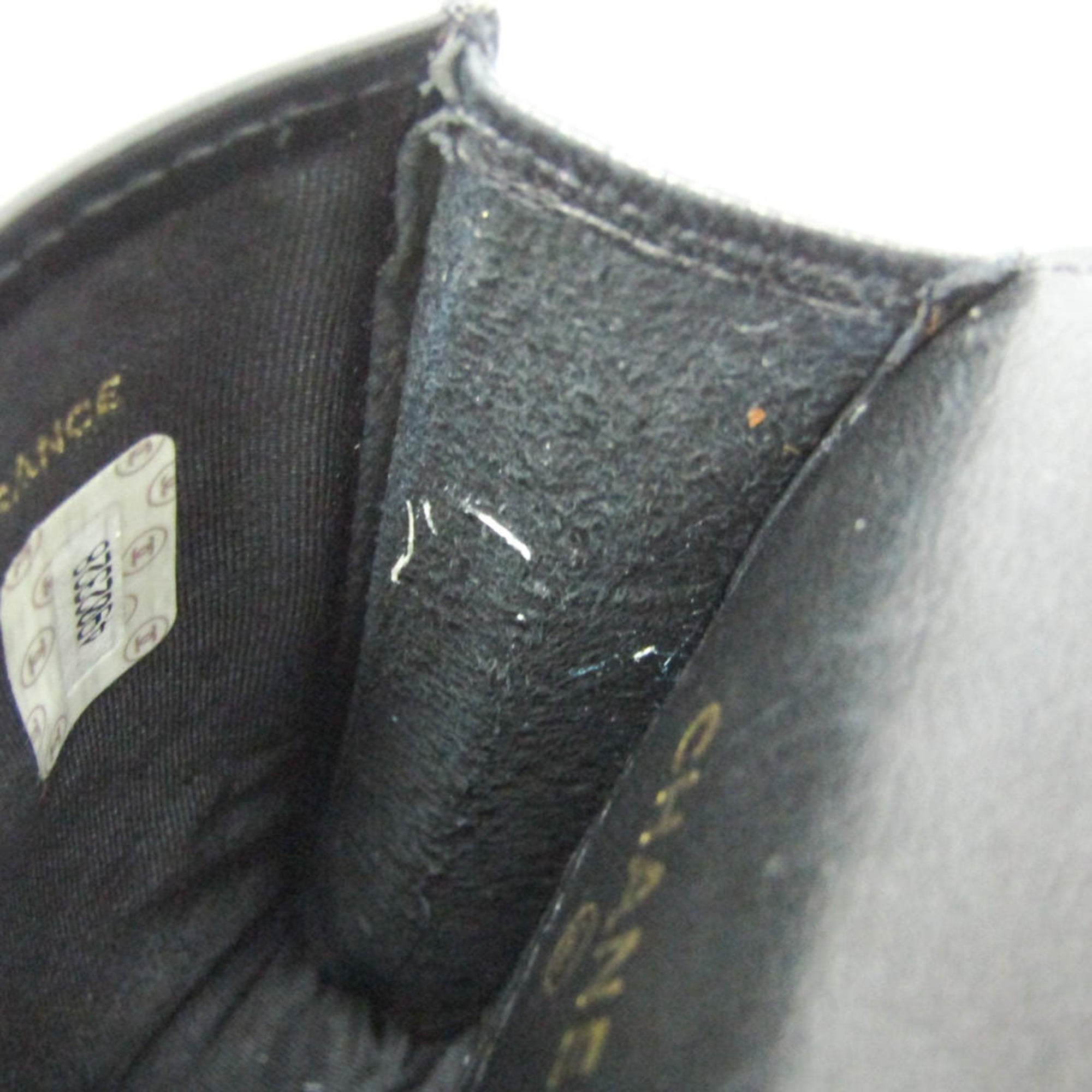 Chanel Key Pouch Patent Black Leather Clutche & Pouche Bag (Pre-Owned)