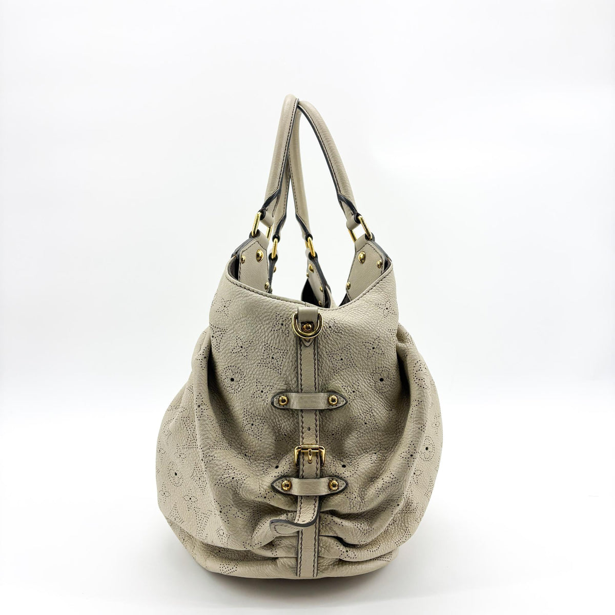 Louis Vuitton L Hobo Mahina Leather Beige Leather Shoulder Bag Bag (Pre-Owned)