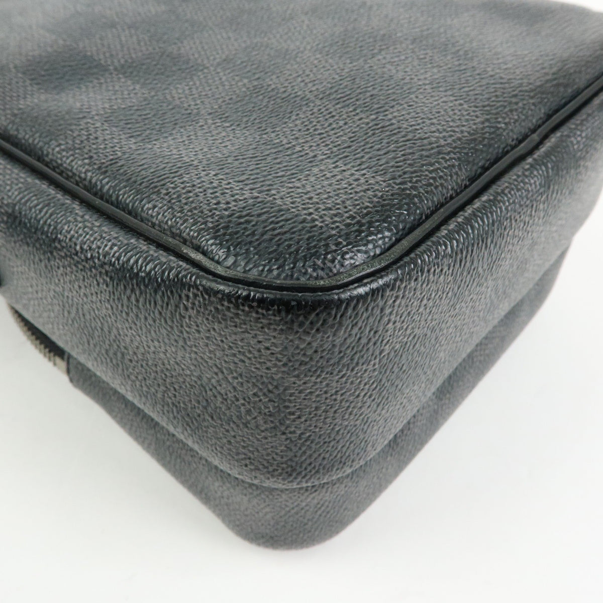 Louis Vuitton Rem Damier Graphite Black Canvas Handbag (Pre-Owned)