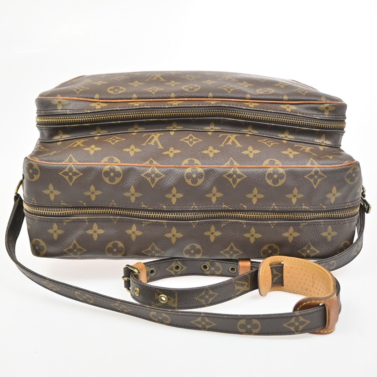Louis Vuitton Nil Shoulder Bag Monogram Canvas Brown Canvas Shoulder Bag Bag (Pre-Owned)