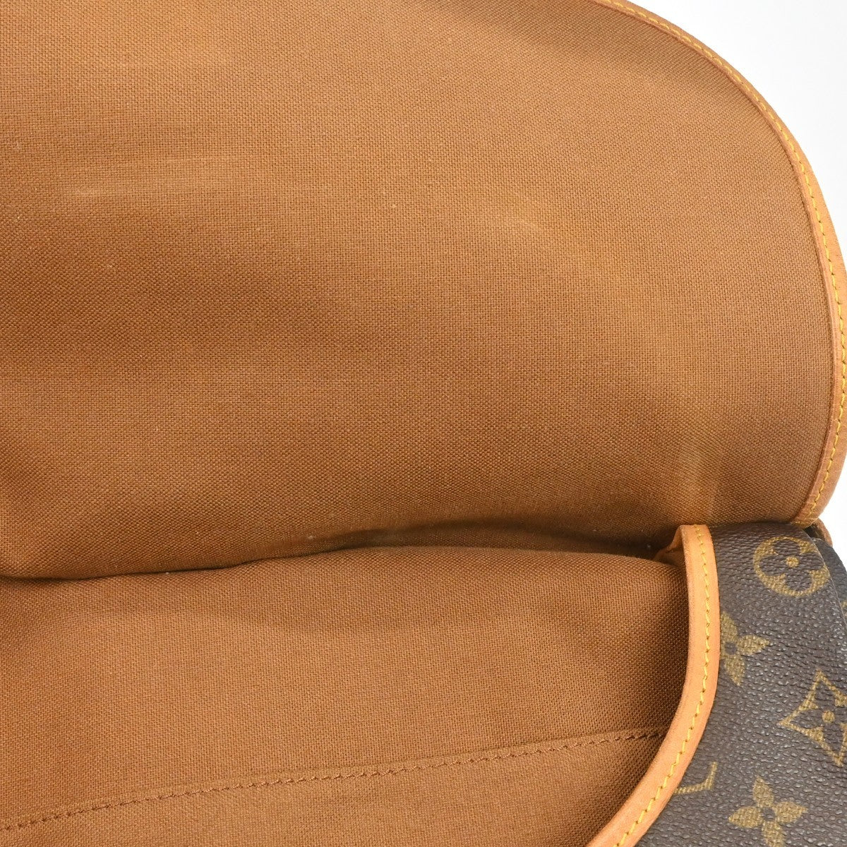 Louis Vuitton Saumur Monogram Brown Canvas Shoulder Bag Bag (Pre-Owned)