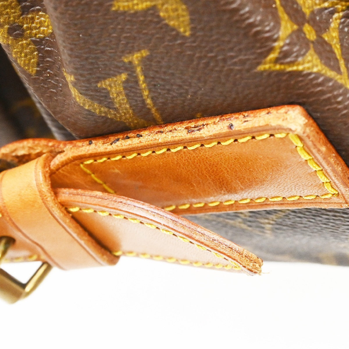 Louis Vuitton Saumur Monogram Canvas Brown Canvas Shoulder Bag Bag (Pre-Owned)