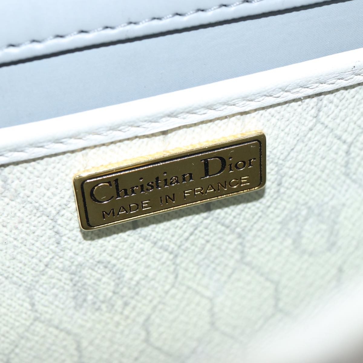 Christian Dior Vintage Honeycomb Canvas White Canvas Shoulder Bag Bag (Pre-Owned)