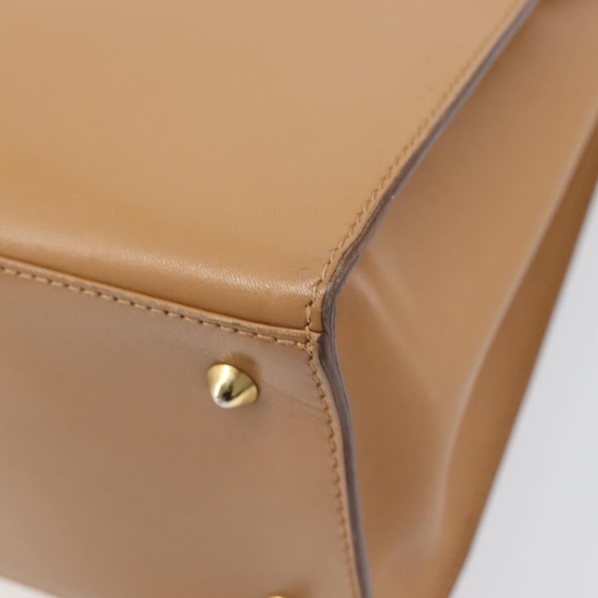 Gucci Vintage Lady Lock Top Handle Leather Beige Leather Handbag (Pre-Owned)