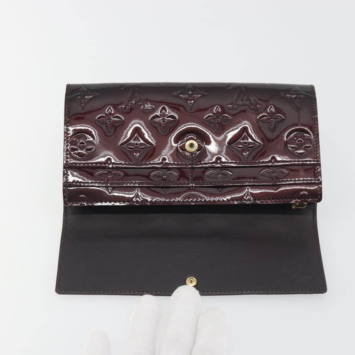 Louis Vuitton Sarah Monogram Vernis Burgundy Patent_Leather Clutche & Pouche Bag (Pre-Owned)